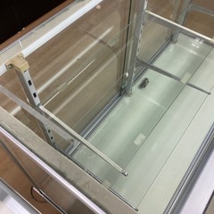 引き取り1/15まで！3段　ガラスショーケース 店舗什器 業務用の画像