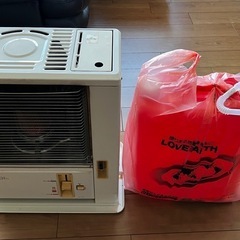 （購入予約あり）引取希望（静岡県東部）ストーブと灯油タンクとポンプ