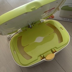 値下！コンビ　おしりふきウォーマーの画像