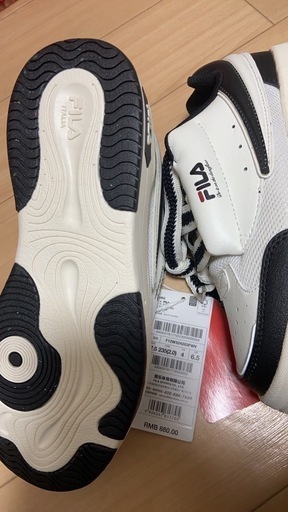 fila 厚底スニーカー