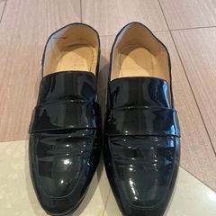 ESTNATION のローファー
