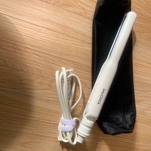 美品！ストレートアイロン　サロニア\n