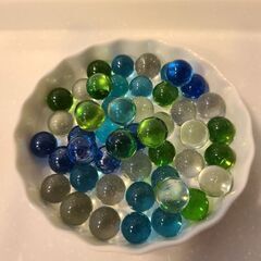 【無料】ビー玉　40個程度の画像