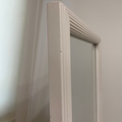 どんな部屋にも馴染む姿鏡の画像