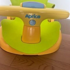 アップリカ　お風呂チェアの画像