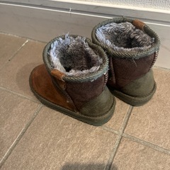 キッズブーツ15cmくらいの画像
