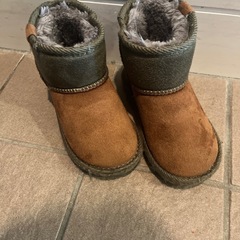 キッズブーツ15cmくらいの画像