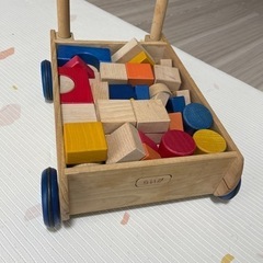 手押し車　積み木の画像