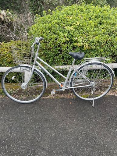 リサイクルショップどりーむ鹿大前店　No1844 自転車　シティサイクル　27インチ　ギア切替三段変速　LEDオートライト付き♪　乗りやすいフラットハンドル♪
