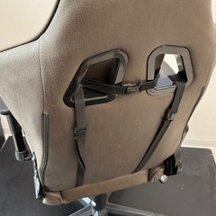 ゲーミングチェア　中古の画像