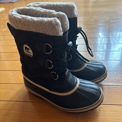 　美品　ソレルスノーブーツ22センチ