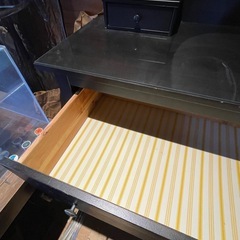 IKEA 鏡付きドレッサーの画像