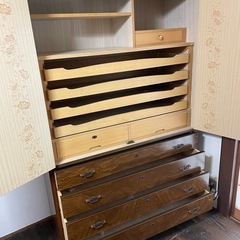 きもの箪笥の画像