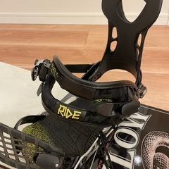 FLOW フロー スノーボード x Ride Revolt ビンディングの画像