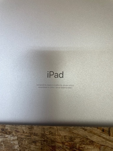 C(6904)アップル iPad 第9世代 64GB 10.2インチ シルバー A2602 MK2L3J/A タブレット 中古動作品 