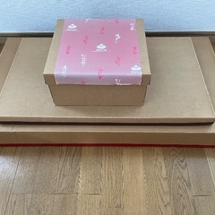 雛人形用飾り台、屏風、親王台の画像