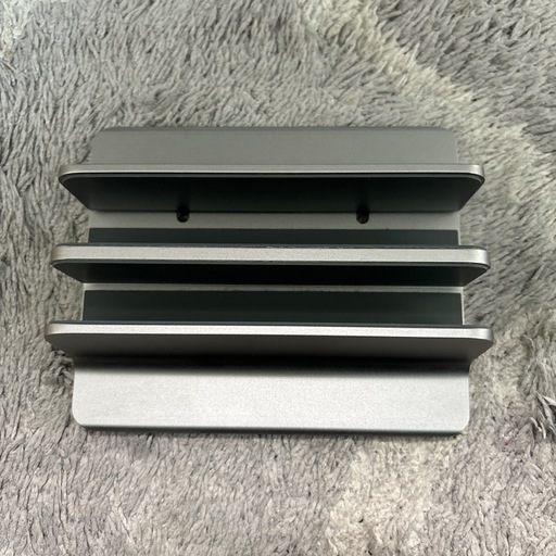 ノートパソコン　タブレット　スタンド　収納