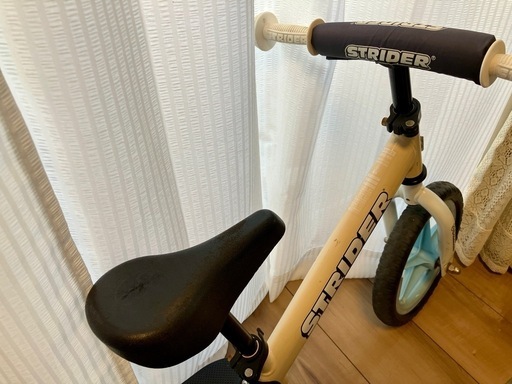 新商品】ムラサキスポーツ×ストライダー限定カラー2021年 アイボリー