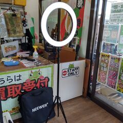 NEEWER  リングライトの画像