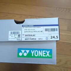 新古✨️YONEX　テニスシューズの画像