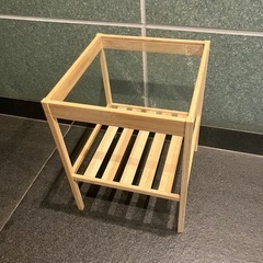 IKEA サイドテーブル NESNAの画像