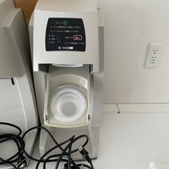 ソフトクリーム機
