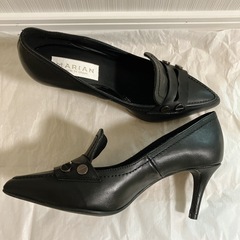 【新品】MARIAN 本革パンプス 24.5cm の画像