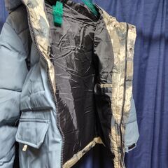 【中古】メンズダウンフード付き　サイズ　Ｍの画像