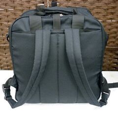 ☆DESCENTE スキーブーツケース ブーツバッグ リュック 手提げバッグ スノーボードブーツケース ブラック デサント 黒 札幌 北20条店の画像