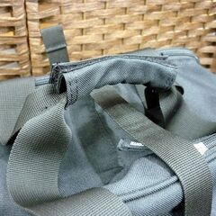 ☆DESCENTE スキーブーツケース ブーツバッグ リュック 手提げバッグ スノーボードブーツケース ブラック デサント 黒 札幌 北20条店の画像