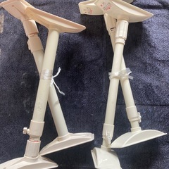 耐震突っ張り棒の画像