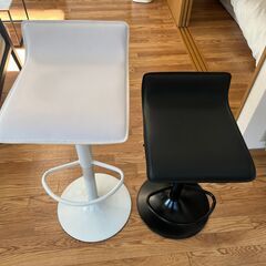 【スタイリッシュなカウンターチェア 2脚セット｜お得な価格で！】美品！