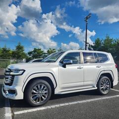 ✨ランクル300❗即納可❗新車保証継承❕の画像