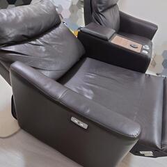 取りに来られる方限定】ニトリ ワイド2人用電動リクライニングソファ(N