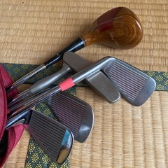値下げ　
ゴルフクラブ五本セット