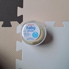 赤ちゃんベビーパウダー