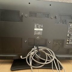 SHARP 32型テレビの画像