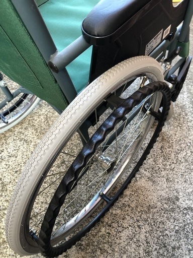 折りたたみ式　車椅子　幸和製作所製　BM01　坂戸市から