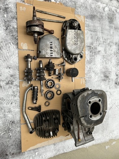 ヤマハ　DT1　エンジン　部品取り用　送料込み！