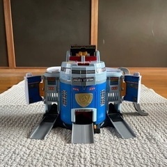 トミカ　ポリスステーション　タカラトミー　パトカー
