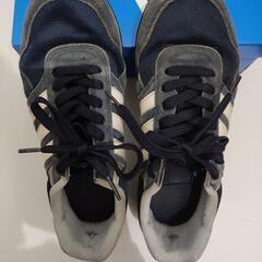 シューズ②(アディダス)の画像