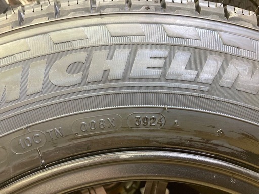 NV350キャラバン用スタッドレスタイヤホイール4本セット！ミシュラン新品 2024年製造 195/80R15付き