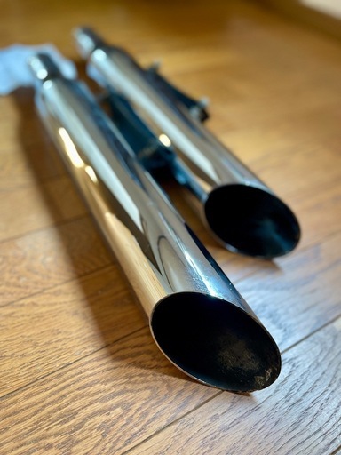 モーターステージ　
バイク　カスタム　スリップォン　ハーレー　 サイレンサー　76スラッシュカットマフラー　2007年　883XL使用