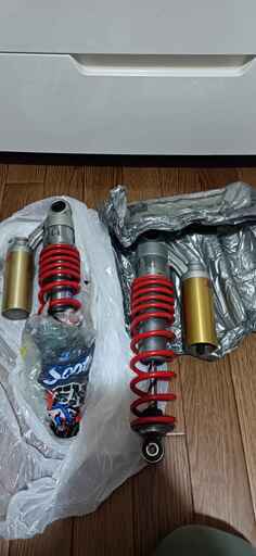 CB400SF 純正リアサス 訳アリ SHOWA cb400sf nc42 純正リア