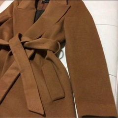 ZARA チェスターコート　の画像