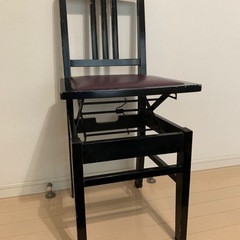 ピアノ用　椅子　その1