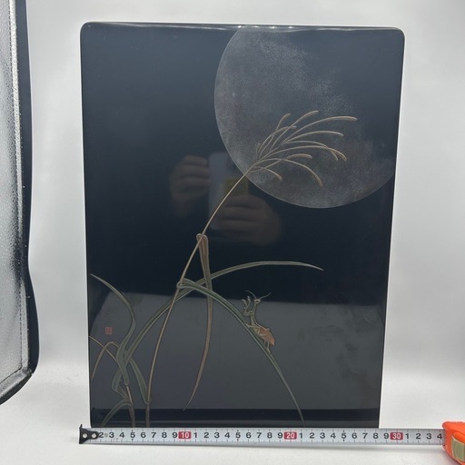 P1206601K 最高級品 極上細密細工 在銘美術工芸 漆塗り 作家物 伝統的月 カマキリ 漆芸 アート マニア コレクション 漆器