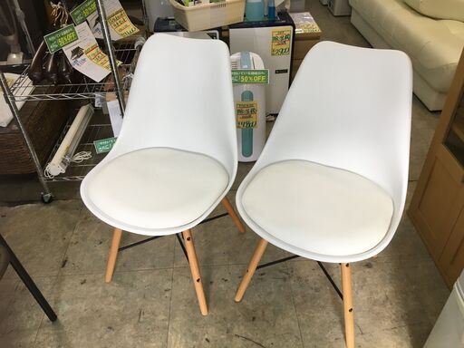 ニトリ　ダイニングチェア　ヘンリー　１脚の価格です