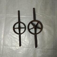 竹を縦割りする道具の画像