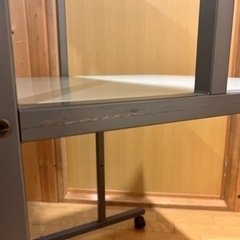 *引渡し待ち【無料】パソコンデスクの画像